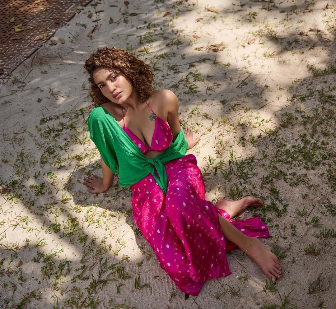  സ്റ്റൈൽ, ആറ്റിറ്റ്യൂഡ്, സാനിയ ഈസ് വേറെ ലെവൽ..വൈറൽ ഫോട്ടോകൾ 