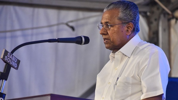 കർണാടകയിലെ ബേക്കറി ജീവനക്കാരനായ പിണറായി: അറിയാം മുഖ്യമന്ത്രിയെക്കുറിച്ചുള്ള അറിയാക്കഥകള്‍