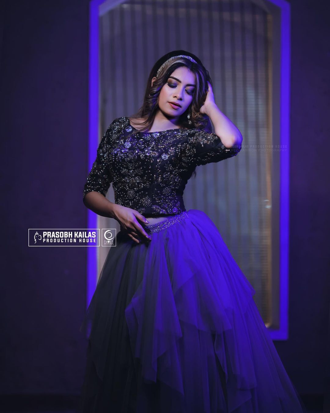  'ഇത് വയലറ്റ് ഡാൻസർ ബട്ടർഫ്ലൈ';വൈറലായി ദിൽഷ പ്രസന്നന്റെ ഫോട്ടോസ്