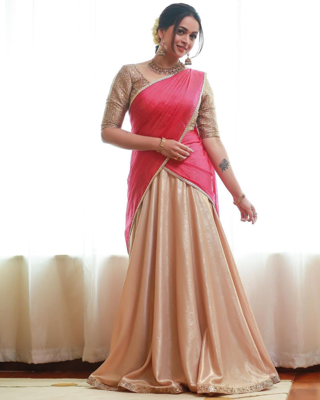 ഇതാണൂട്ടോ എന്റെ ഓണക്കോടി...: ഓണം സ്പെഷ്യല്‍ ചിത്രങ്ങളുമായി ഭാവന, പൊളിച്ചടുക്കിയെന്ന് ആരാധകർ