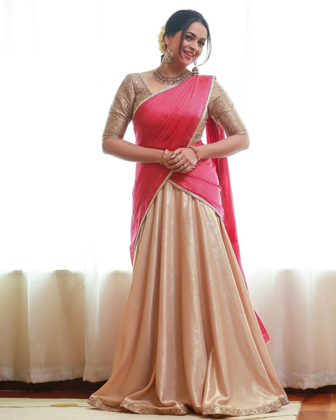 ഇതാണൂട്ടോ എന്റെ ഓണക്കോടി...: ഓണം സ്പെഷ്യല്‍ ചിത്രങ്ങളുമായി ഭാവന, പൊളിച്ചടുക്കിയെന്ന് ആരാധകർ