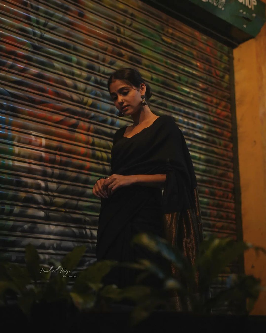 കറുപ്പഴകിൽ അനശ്വര.... സാരിയിൽ പുത്തൻ ഫോട്ടോഷൂട്ട് ... കാണാം ചിത്രങ്ങൾ...