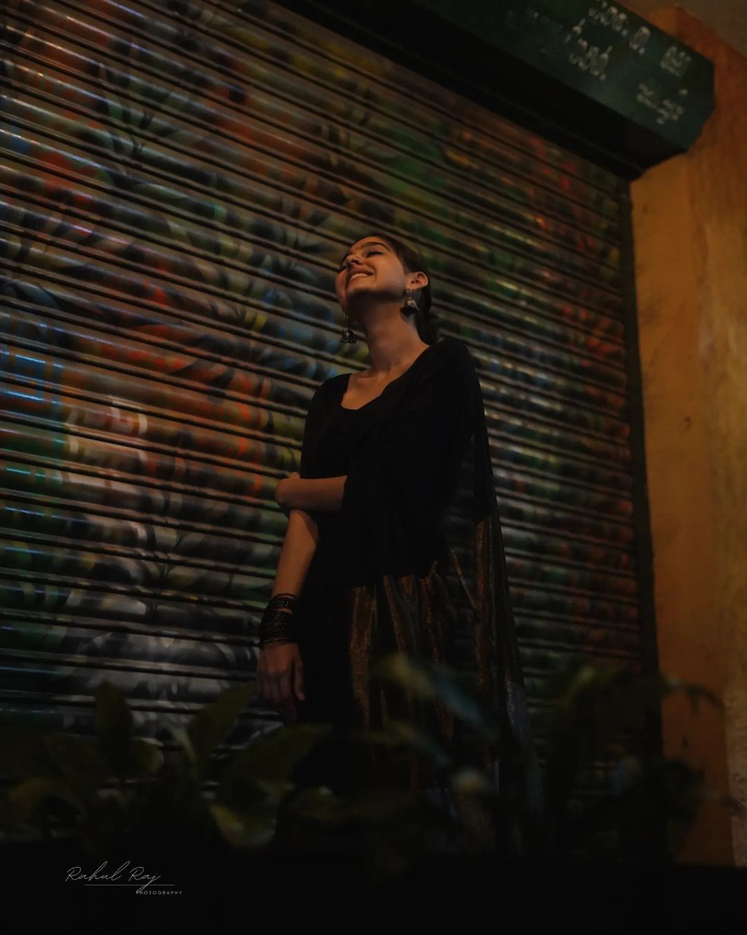 കറുപ്പഴകിൽ അനശ്വര.... സാരിയിൽ പുത്തൻ ഫോട്ടോഷൂട്ട് ... കാണാം ചിത്രങ്ങൾ...