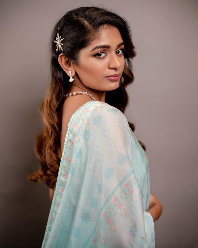  హీరోయిన్  అదితిశంకర్ గ్లామరస్ ఫోటోస్