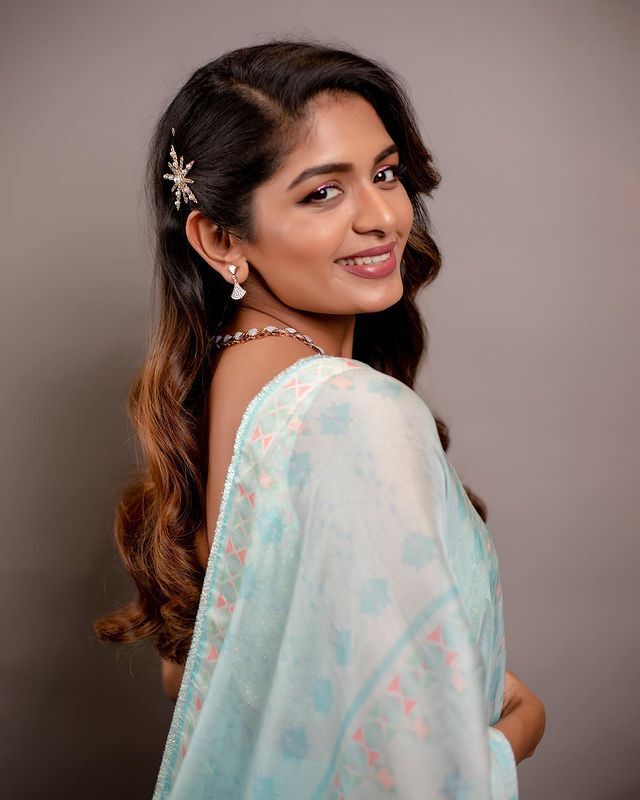  హీరోయిన్  అదితిశంకర్ గ్లామరస్ ఫోటోస్
