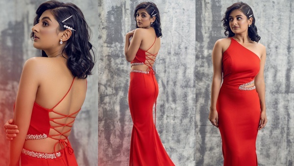 മത്സ്യകന്യക മാറി നില്‍ക്കണം: ചുവപ്പില്‍ ഗ്ലാമറസ് സുന്ദരിയായി തിളങ്ങി എസ്തർ അനില്‍ 