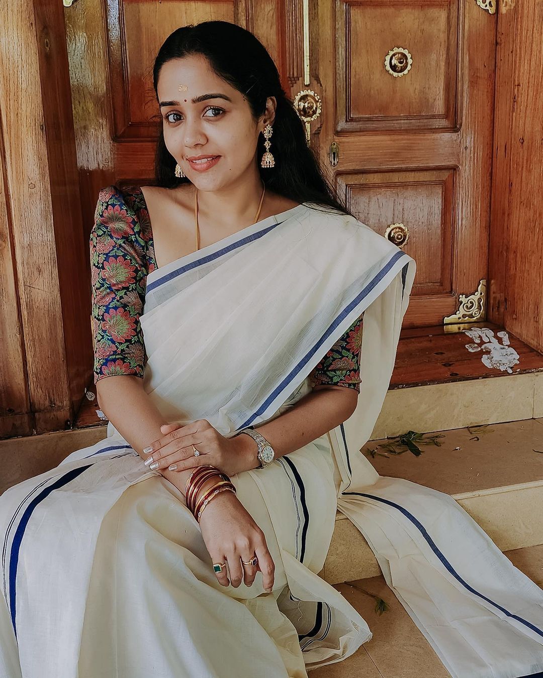 തനി നാട്ടിന്‍പുറത്തുകാരി തന്നെ: അന്യായ ലുക്ക്, അനന്യയുടെ പുത്തന്‍ ഫോട്ടോകള്‍ തരംഗമാവുന്നു