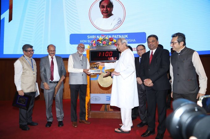 ବମ୍ବେ ଷ୍ଟକ୍ ଏକ୍ସଚେଞ୍ଜରେ ବେଲ୍ ବଜାଇଲେ ମୁଖ୍ୟମନ୍ତ୍ରୀ