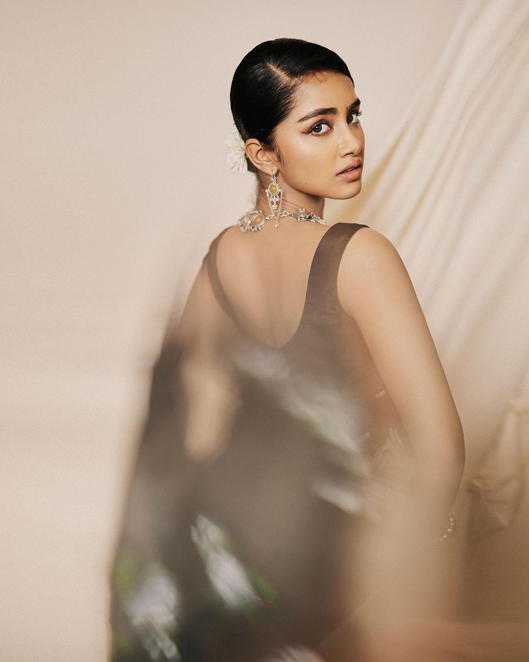 ദേ..നോക്കിയേ..എന്നാ ക്യൂട്ടാ ഈ കൊച്ച്: അനുപമയുടെ വൈറൽ ചിത്രങ്ങൾ 