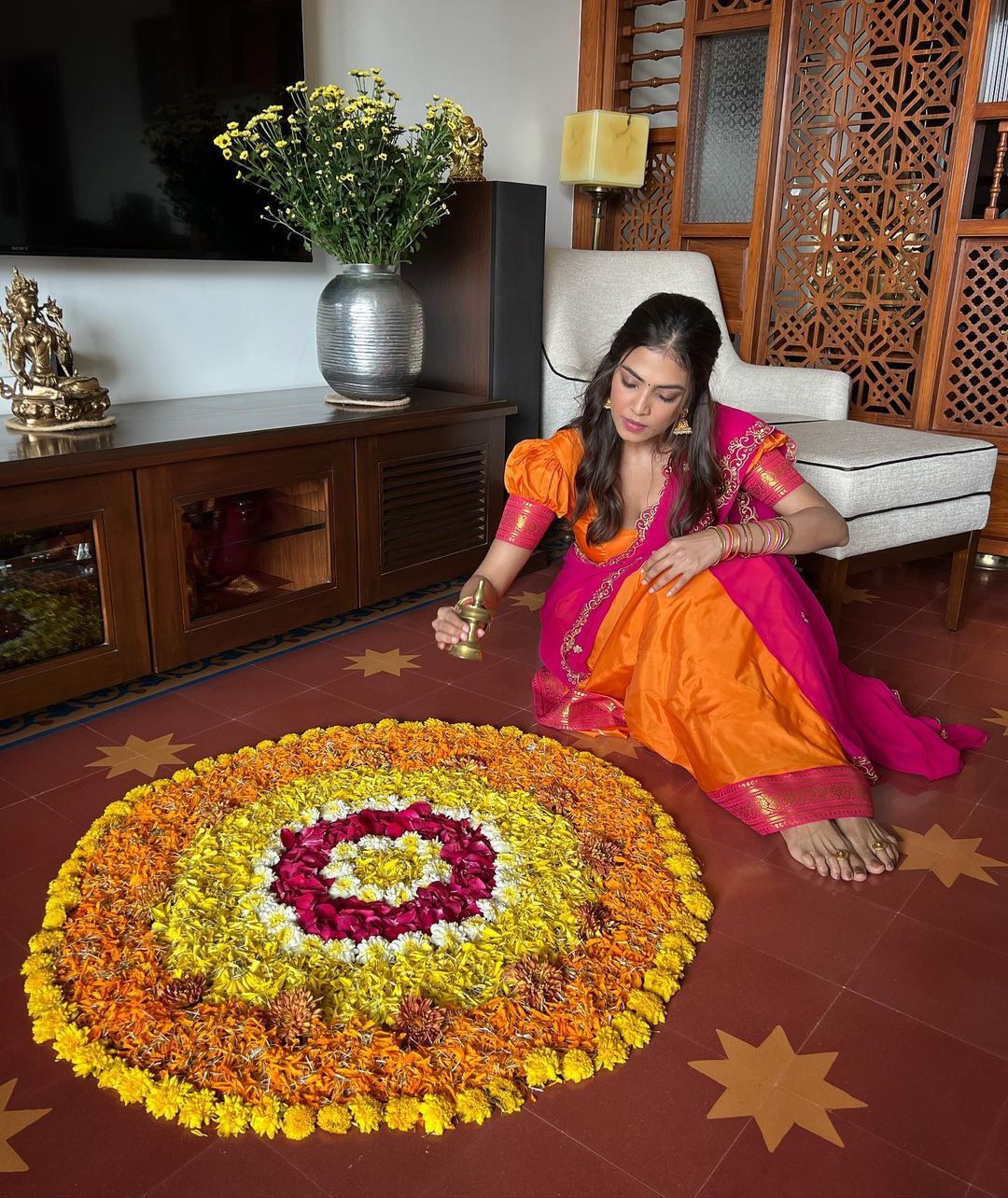 ഇനി പച്ചപ്പും ഹരിതാഭയും ആസ്വദിക്കാം; മാളവികയുടെ ക്യൂട്ട് ചിത്രങ്ങള്‍ വൈറല്‍