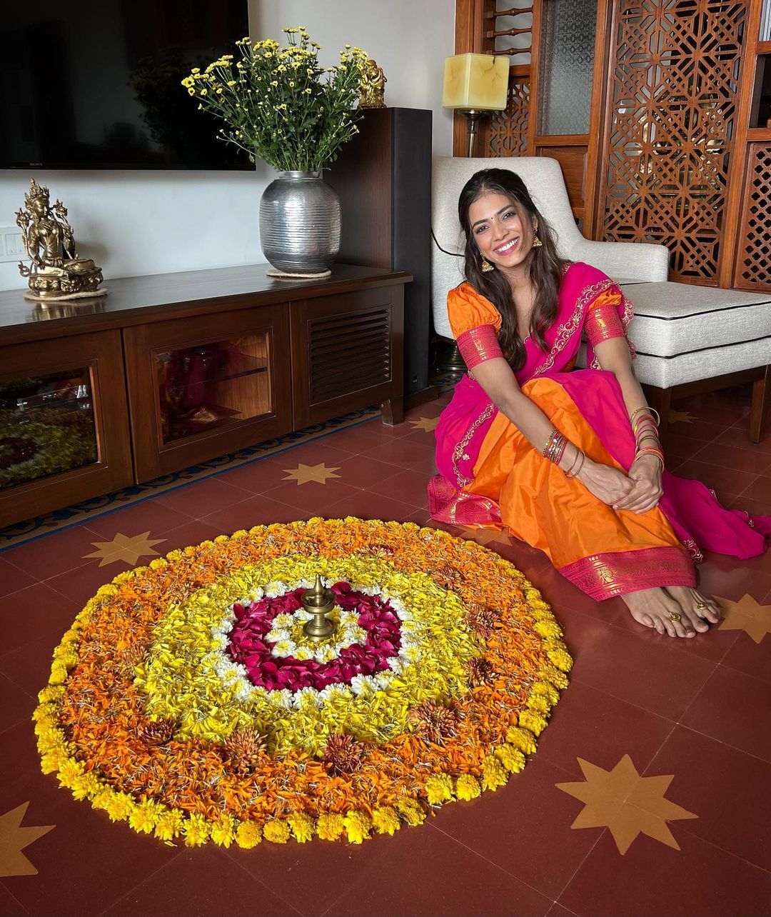 ഇനി പച്ചപ്പും ഹരിതാഭയും ആസ്വദിക്കാം; മാളവികയുടെ ക്യൂട്ട് ചിത്രങ്ങള്‍ വൈറല്‍