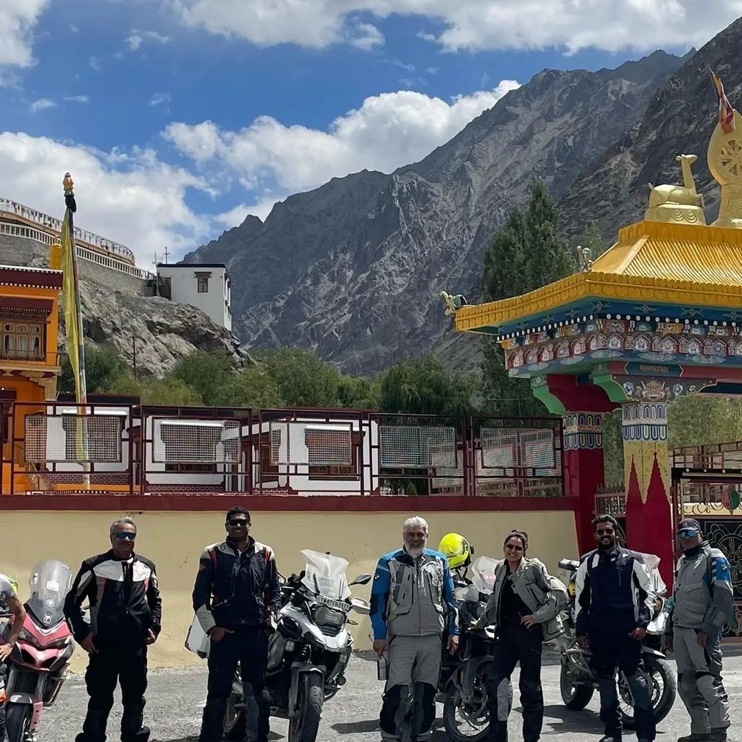അജിത്തിനൊപ്പം ലഡാക്കിലേക്ക്, മഞ്ജു..ചേച്ചി..അടിച്ചു പൊളിക്കുകയാണല്ലോ എന്ന് ആരാധകർ, വൈറൽ ചിത്രങ്ങൾ