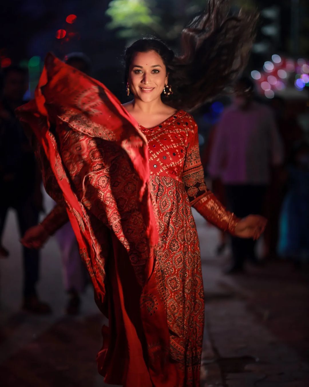 തിരുവനന്തപുരം സ്ട്രീറ്റിൽ സിംപിൾ ആൻഡ് ക്യൂട്ട് ലുക്കിൽ തിളങ്ങി പാർവതി കൃഷ്ണ; വൈറലായി പുതിയ ചിത്രങ്ങള്‍