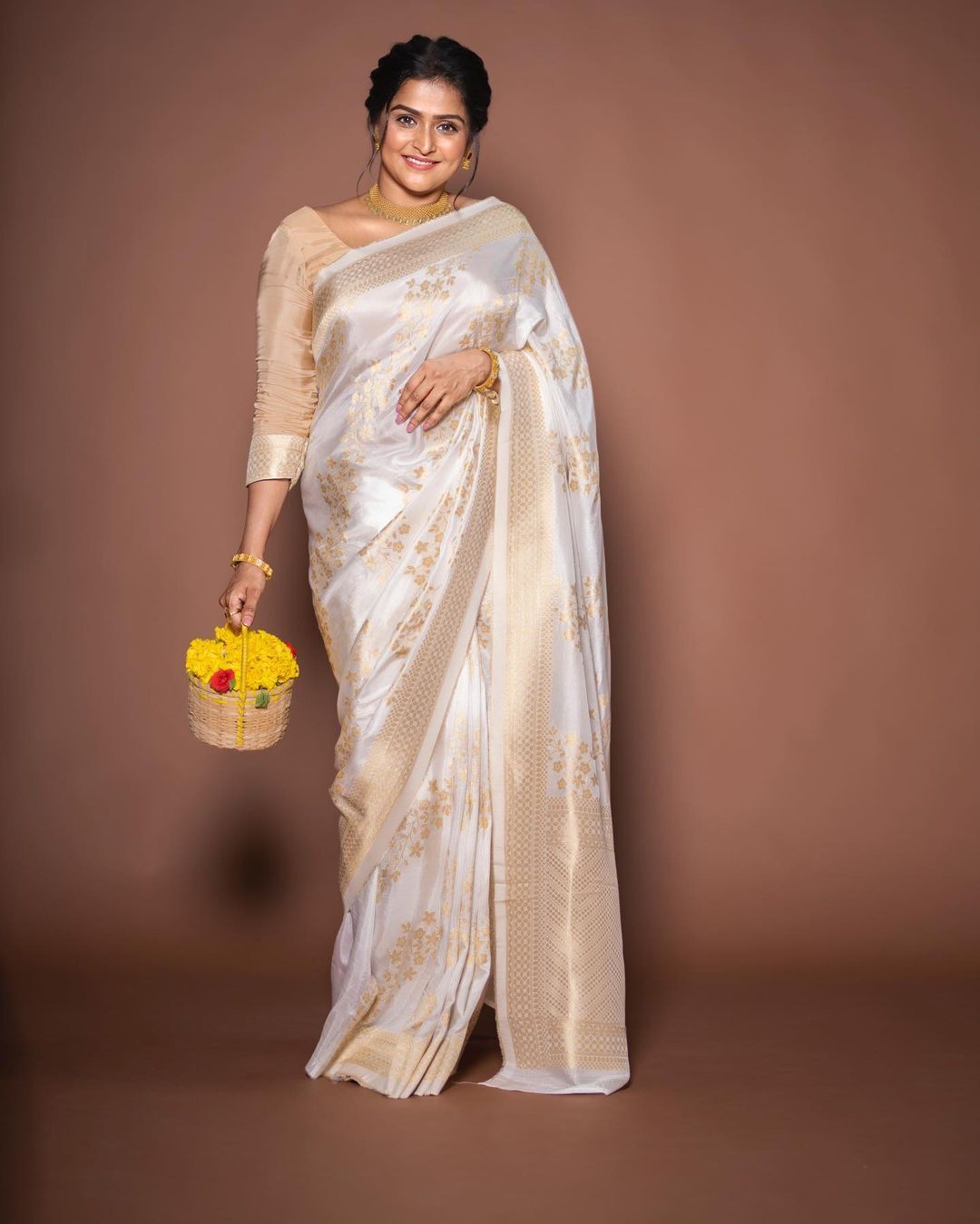 രമ്യ... നിങ്ങൾ എന്തൊരു സുന്ദരിയാണ്... സാരിയിൽ പുഞ്ചിരി അഴകുമായി നടി