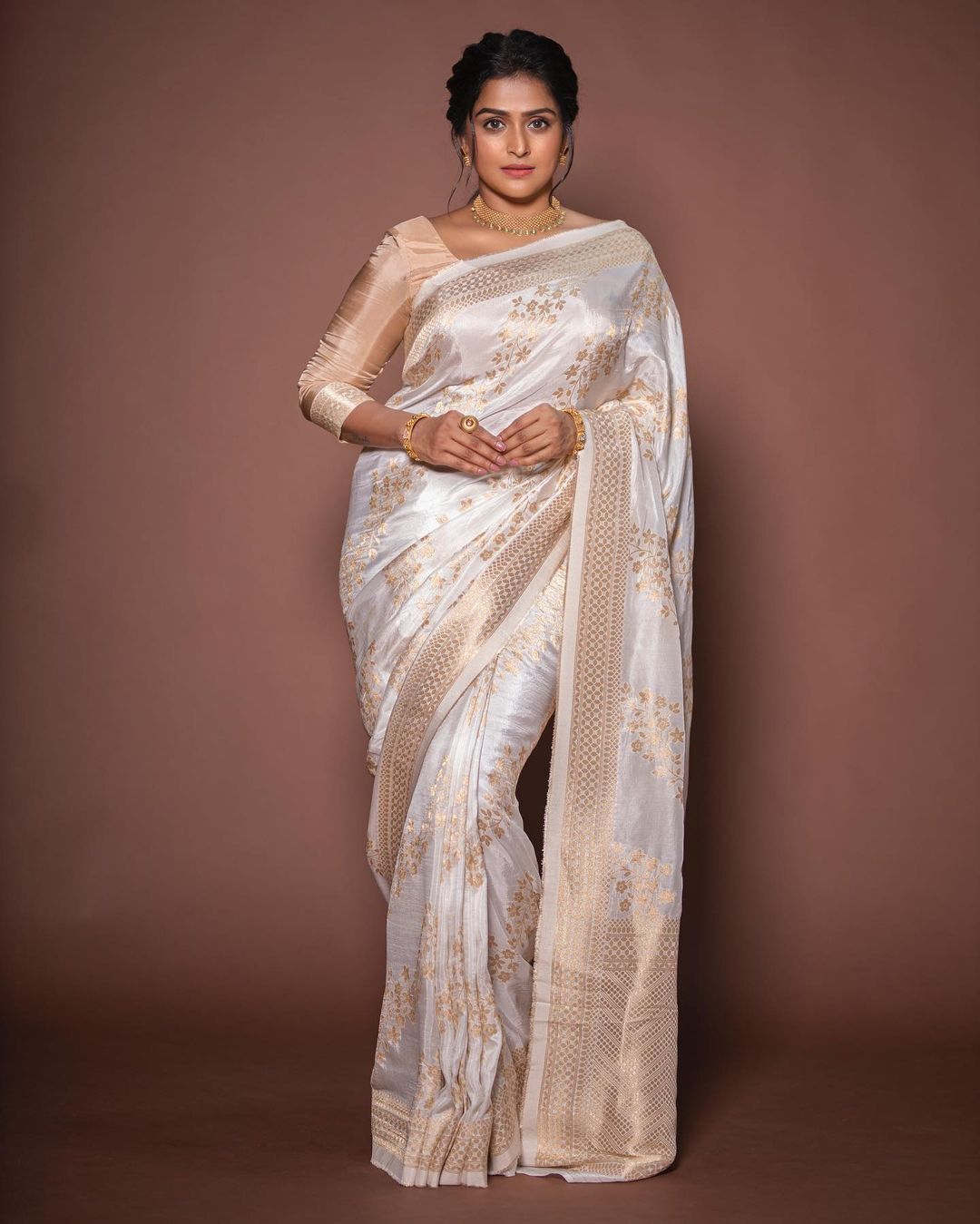 രമ്യ... നിങ്ങൾ എന്തൊരു സുന്ദരിയാണ്... സാരിയിൽ പുഞ്ചിരി അഴകുമായി നടി