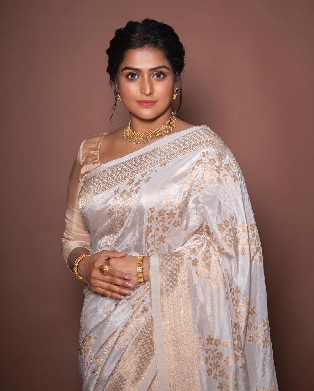 രമ്യ... നിങ്ങൾ എന്തൊരു സുന്ദരിയാണ്... സാരിയിൽ പുഞ്ചിരി അഴകുമായി നടി