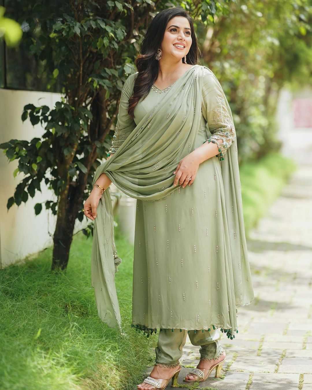 ഒറ്റവാക്കില്‍ പറഞ്ഞാല്‍ കിടുക്കി, ചിരി പിന്നെ പറയേണ്ടല്ലോ