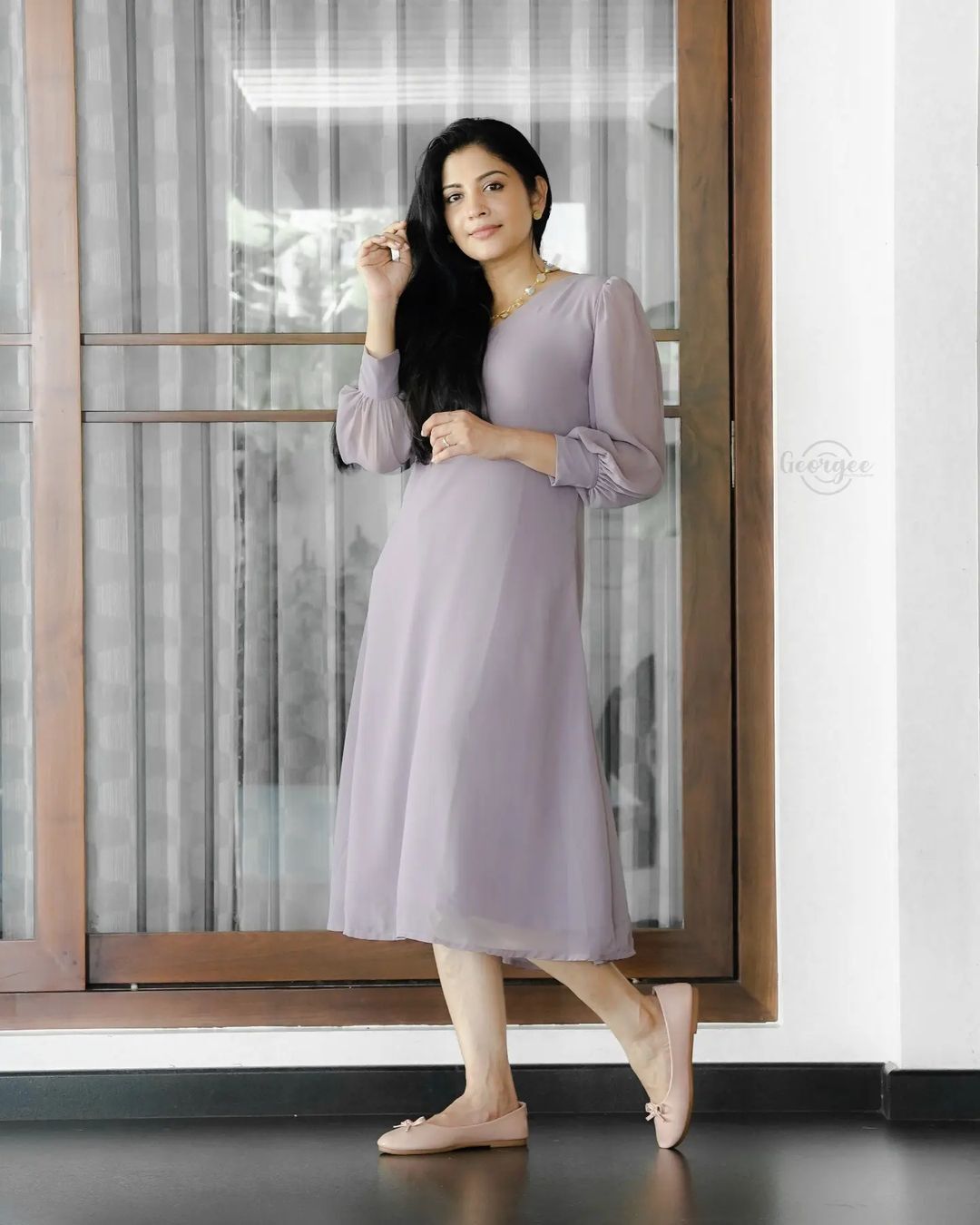 ഫോട്ടോ ഇടണം, ലൈക്ക് വാരിക്കൂട്ടണം, പോകണം...; വീണ്ടും കിടിലന്‍ ചിത്രങ്ങളുമായി ശിവദ