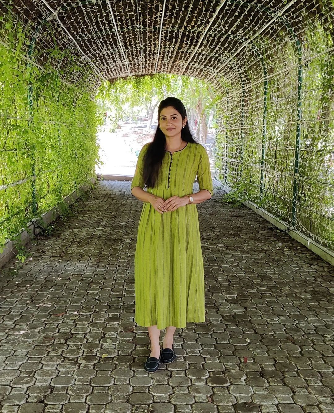 ഫോട്ടോ ഇടണം, ലൈക്ക് വാരിക്കൂട്ടണം, പോകണം...; വീണ്ടും കിടിലന്‍ ചിത്രങ്ങളുമായി ശിവദ