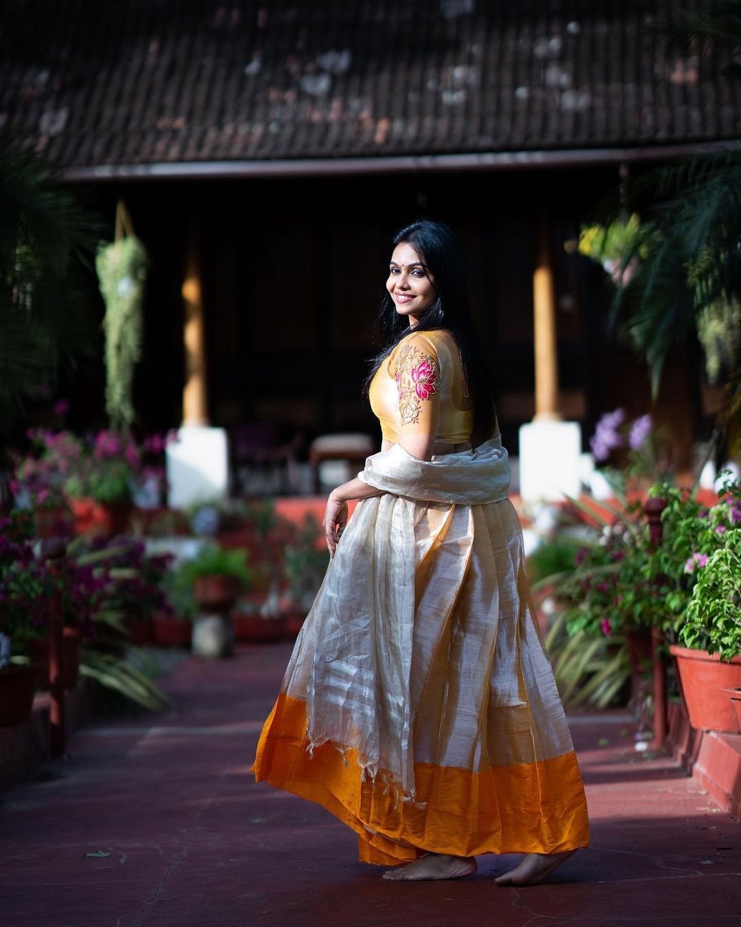 ഓണം ലുക്കെന്നാല്‍ ഇതാണ്... തന്‍വി... എന്തൊരു സുന്ദരിയാണ്; വൈറല്‍ ചിത്രങ്ങള്‍ 