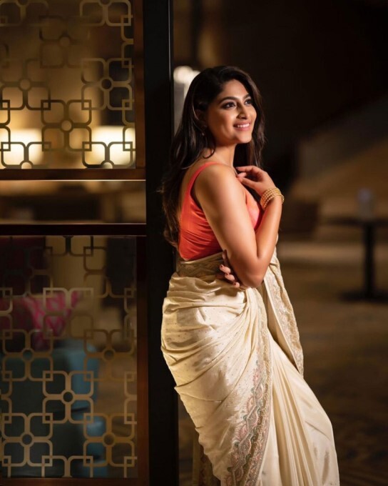 Bollywood Actress Nishvika Naidu Latest Photos