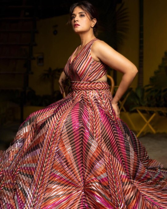 Bollywood Actress Richa Chadha Looks Stunning In Latest Photos - Oneindia