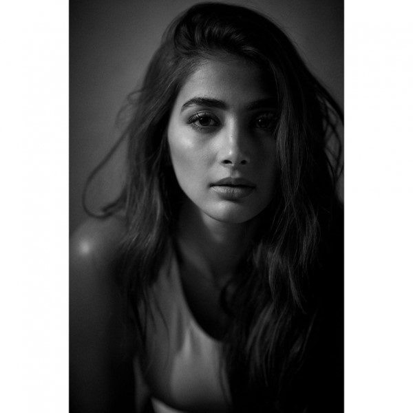 Check Out Bollywood Actress Pooja Hegde's Latest Photos