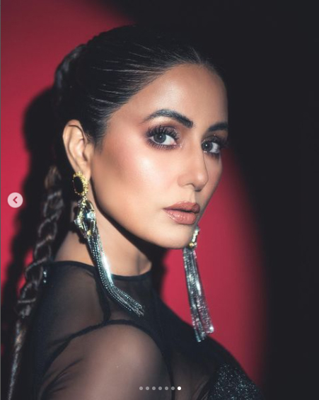 Check Out Latest Photos Of Bollywood Actress Hina Khan