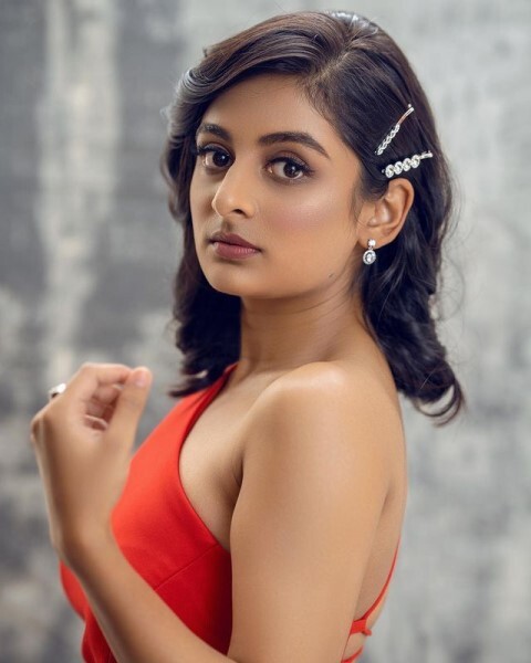 Check Out Mollywood Actress Esther Anil Latest Stunning Pics