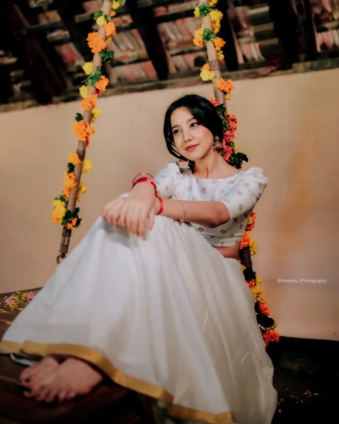 ഓണം വൈബ്സ്... സെറ്റ് പാവാടയിൽ സുന്ദരിയായി മാവ്യു താരം തമന്ന പ്രമോദ്!