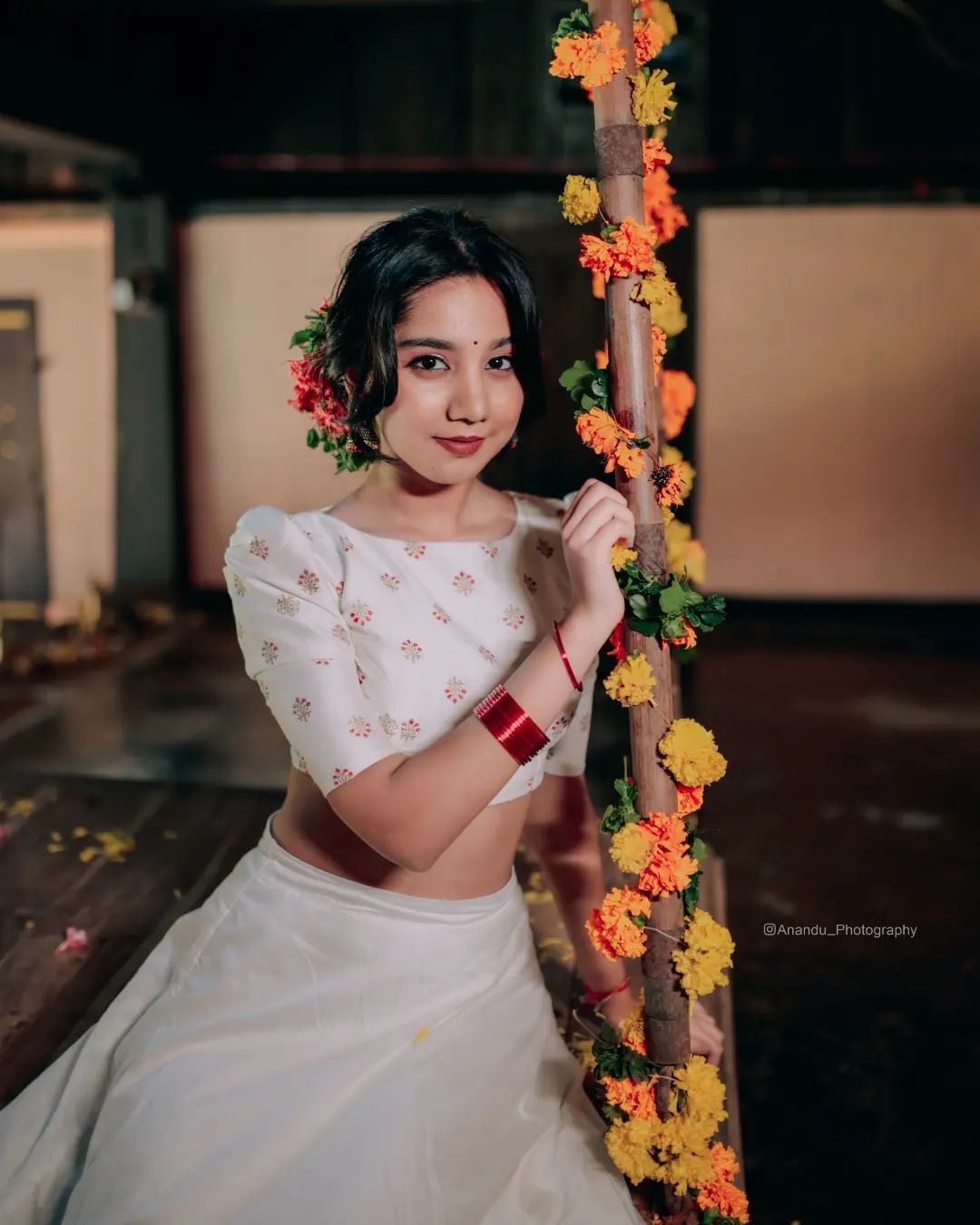 ഓണം വൈബ്സ്... സെറ്റ് പാവാടയിൽ സുന്ദരിയായി മാവ്യു താരം തമന്ന പ്രമോദ്!