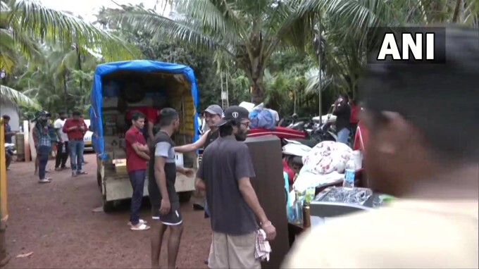 Curlies restaurant at Anjuna being demolished over violation of coastal zone laws