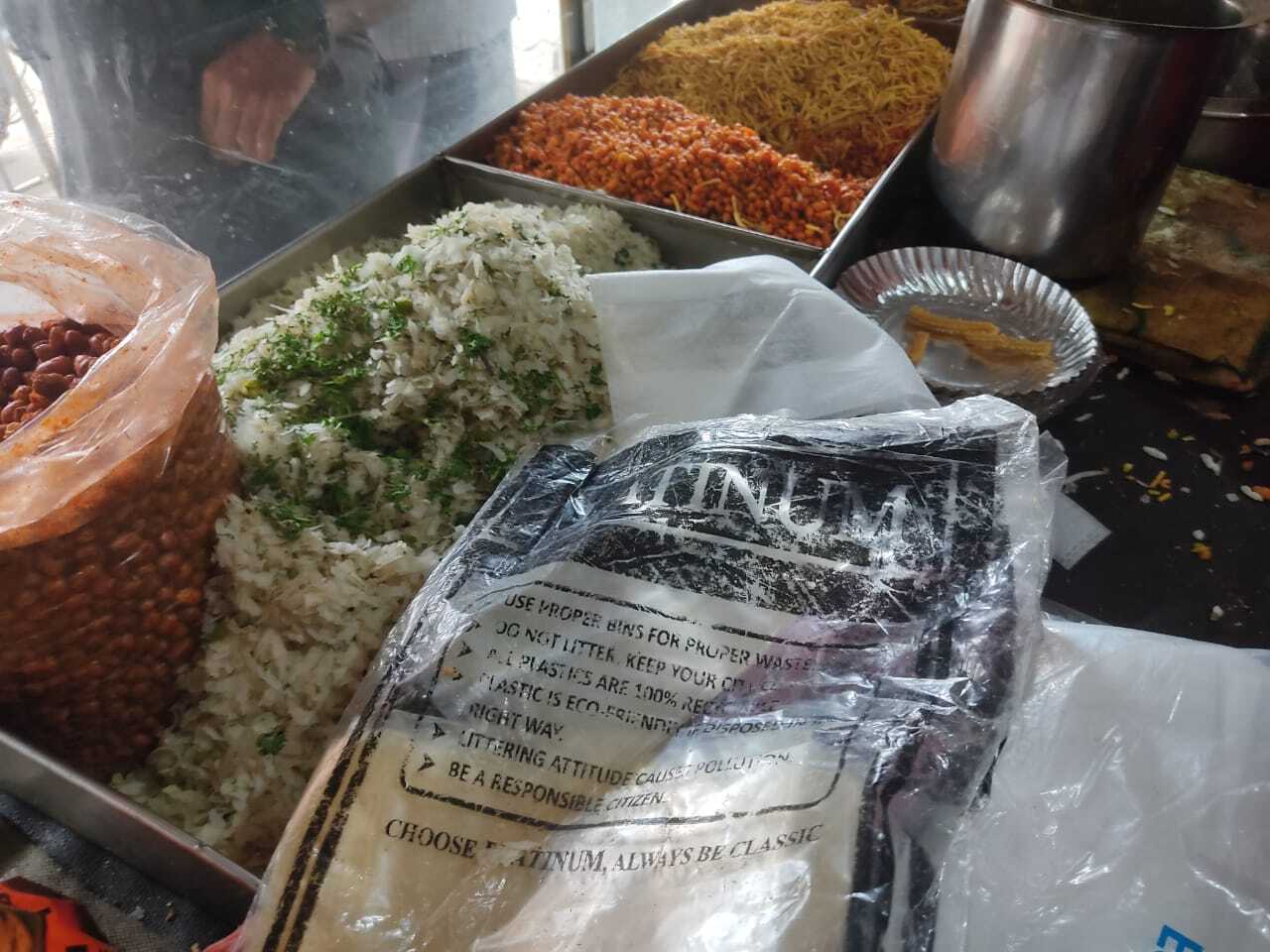 ಇಲ್ಲಿಯವರೆಗೂ ರುಚಿ ಕಳೆದುಕೊಳ್ಳದ ಬೆಣ್ಣೆನಗರಿ ದಾವಣಗೆರೆ ಮಿರ್ಚಿ, ಮಂಡಕ್ಕಿ, 