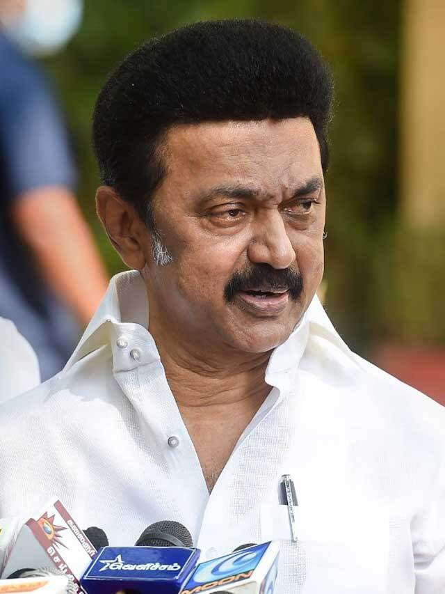 ഒന്നാമത് ബിജെപി തന്നെ; ലോക്‌സഭയില്‍ മറ്റ് പാര്‍ട്ടികള്‍ക്ക് എത്ര എംപിമാരുണ്ടെന്നറിയാമോ?