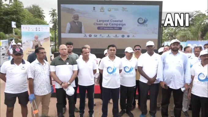 Goa CM Pramod Sawant And Union Minister During Clean Coast, Safe Sea