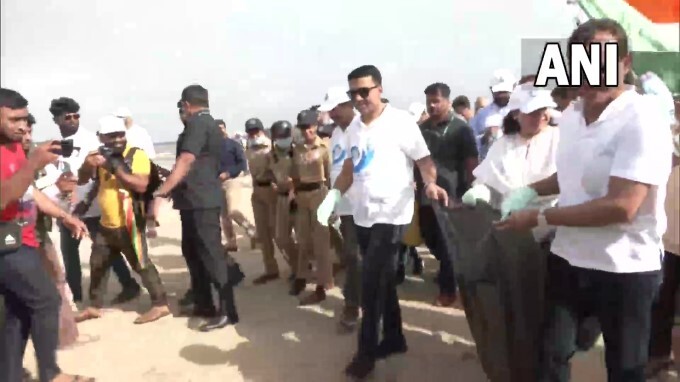 Goa CM Pramod Sawant And Union Minister During Clean Coast, Safe Sea