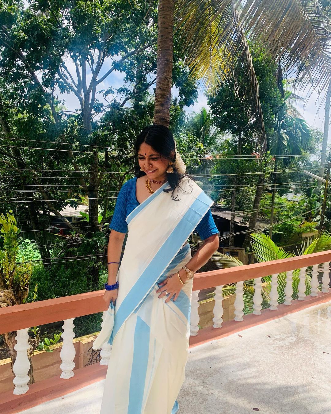 ക്യൂട്ട്നെസ് കുറച്ചു കൂടുന്നുണ്ട്...അഭയ എന്തൊരു ഭംഗിയാണ് കാണാൻ, വൈറൽ ചിത്രങ്ങൾ 