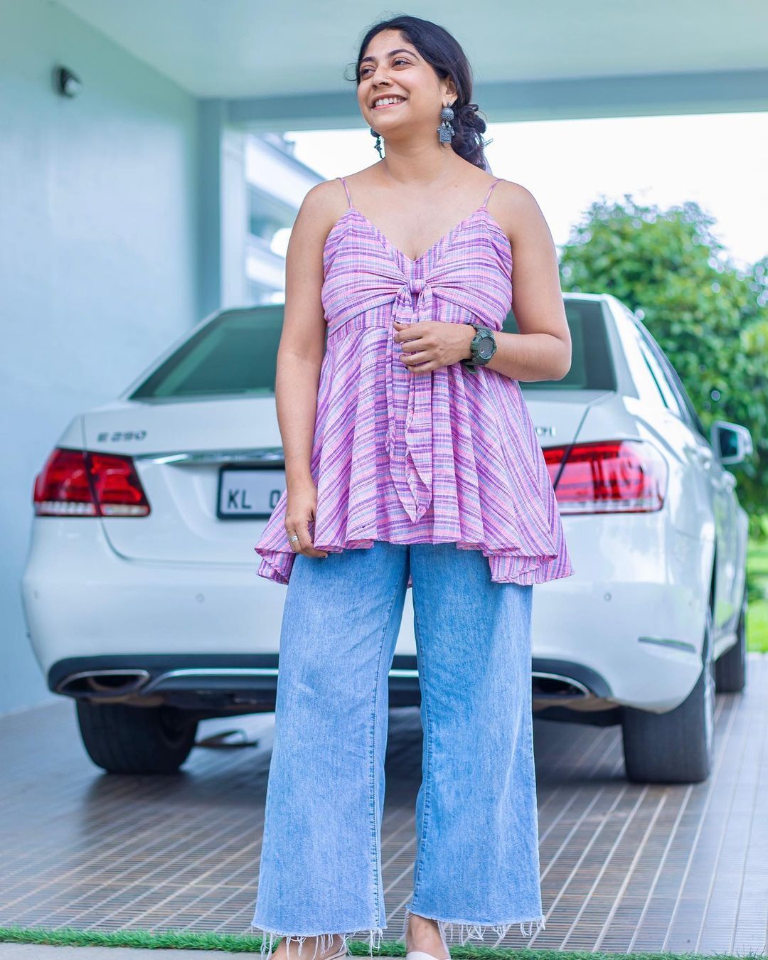 ക്യൂട്ട്നെസ് കുറച്ചു കൂടുന്നുണ്ട്...അഭയ എന്തൊരു ഭംഗിയാണ് കാണാൻ, വൈറൽ ചിത്രങ്ങൾ 