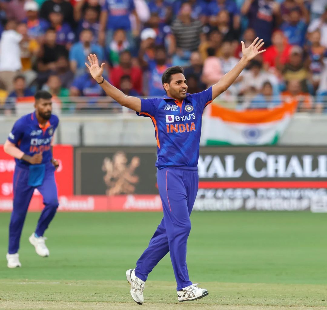 എന്തായിത് ഭുവി, ഇങ്ങനൊക്കെ ചെയ്യാമോ? തോല്‍പ്പിച്ചത് 2 കളികള്‍, ഏഷ്യാകപ്പില്‍ ഇന്ത്യ പുറത്ത്!!