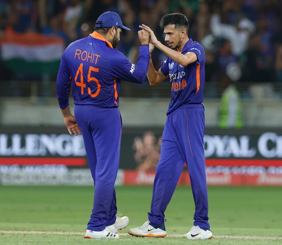 കിങ് ഈസ് ബാക്ക്; വിരാട് കോലിയുടെ മരണമാസ് ബാറ്റിംഗ്, ജയിച്ചത് പാകിസ്താന്‍