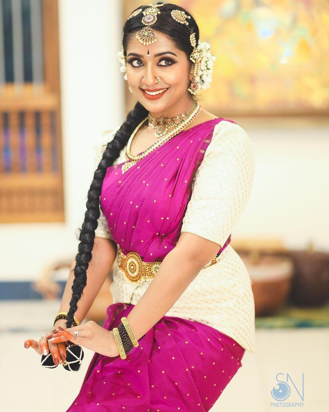 ഓണം അങ്ങ് നേപ്പാളിലാണ്.... ആഘോഷങ്ങൾ മിസ്സ് ചെയ്ത് നവ്യ നായർ, ചിത്രങ്ങൾ കാണാം
