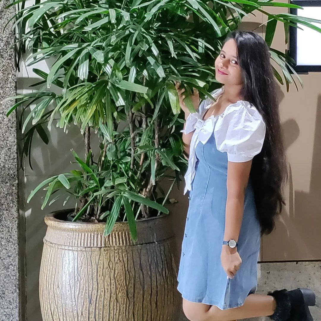 Mrunal Jadhav: दृश्यम के 'विजय सलगांवकर' की लाड़ली अनू अब हो गई बड़ी, ग्लैमरस अवतार देख चौंके लोग