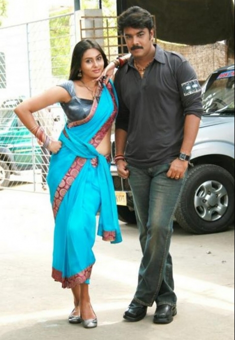 PHOTOS : ரசிகர்களை அதிகம் ஈர்த்த டாப் 10 ரீமேக் பாடல்கள் எது எதுன்னு தெரியுமா? சூப்பர் லிஸ்ட் இதோ..  