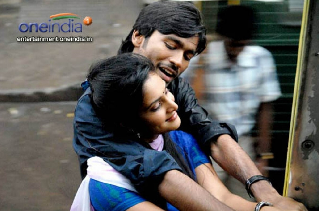 PHOTOS : ரசிகர்களை அதிகம் ஈர்த்த டாப் 10 ரீமேக் பாடல்கள் எது எதுன்னு தெரியுமா? சூப்பர் லிஸ்ட் இதோ..  