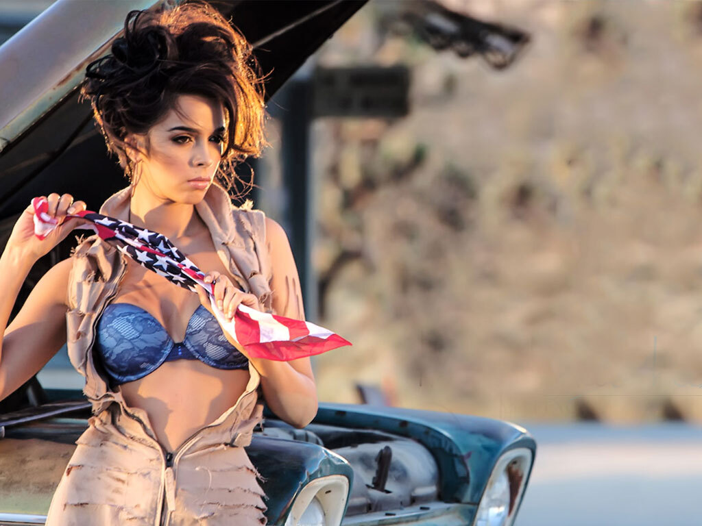 PHOTOS : வாவ்.. 43 வயதிலும் செம யங்காக இருக்கும் மல்லிகா ஷெராவத்.. ஜிம் சூட்டில் நச் போஸ் கொடுத்த கலக்கல் படங்கள் இதோ..