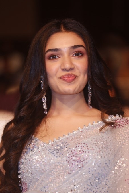 Tollywood Actress Kriti Shetty Looks Gorgeous In Saree