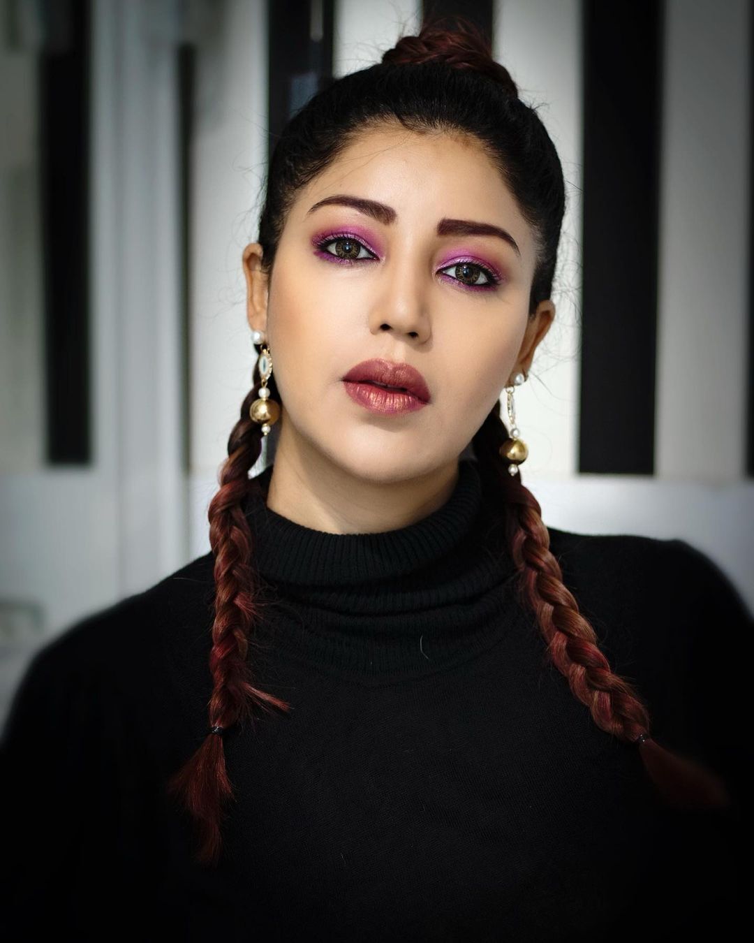 टीवी शोज से दूर रहकर भी करोड़ों में कमाती हैं TV की ये खूबसूरत एक्ट्रेसेस, जानिए क्या है वो तरीका