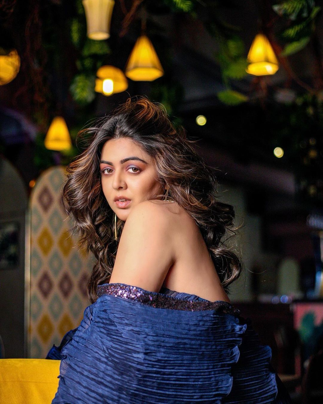 महाभारत में कुंती का किरदार निभाने वाली शफक नाज ने दिखाई हॉटनेस, फैंस बोले- 'तुमसे ये उम्मीद न थी'