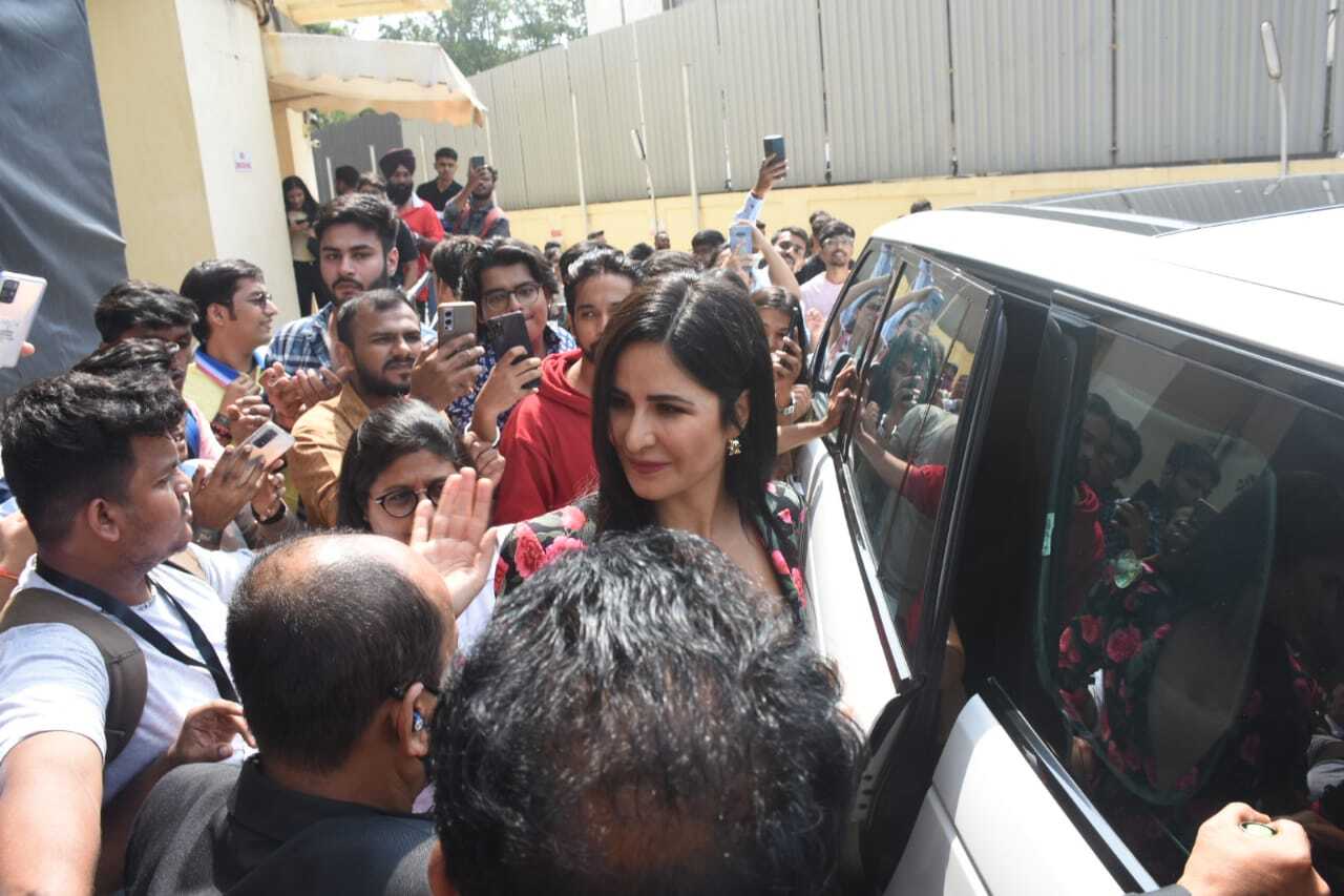 కాక పుట్టిస్తున్న కత్రినా కైఫ్..  