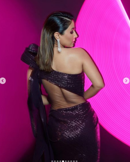 Actress Hina Khan Raise The Temperature With Her Latest Photoshoot